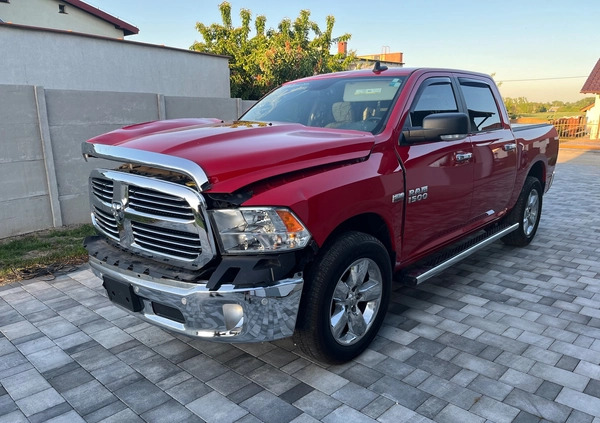 Dodge RAM cena 63000 przebieg: 70000, rok produkcji 2016 z Nysa małe 211